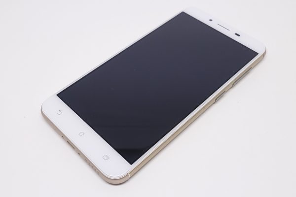 ZenFone3Max-10